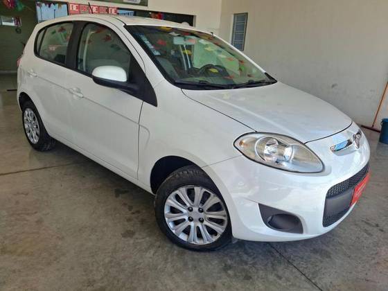 FIAT PALIO 1.6 MPI ESSENCE 16V FLEX 4P AUTOMATIZADO FIAT PALIO 1.6 MPI ESSENCE 16V FLEX 4P AUTOMATIZADO